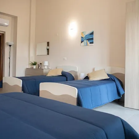 Un Passo Dal Mare -